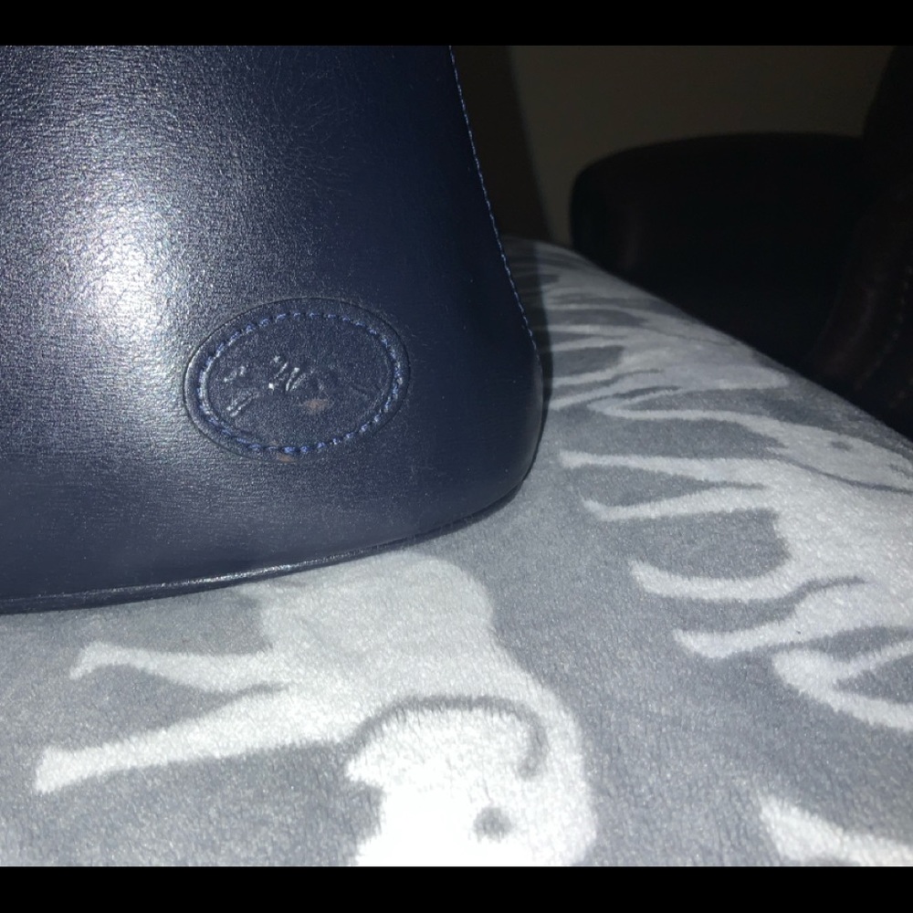 LONGCHAMP PARIS black leather bag.  10in by 12in. - Picture 6 of 6